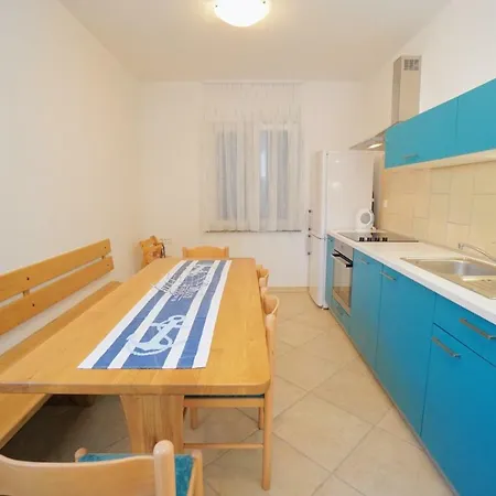 Apartment Nino Savudrija