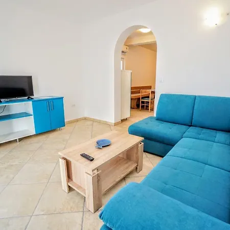 Nino Savudrija Apartment Basanija